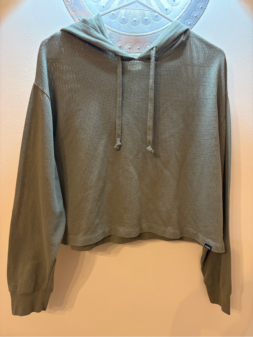 PINK Victoria’s Secret Olive Green Waffle Knit Cropped Hoodie Medium